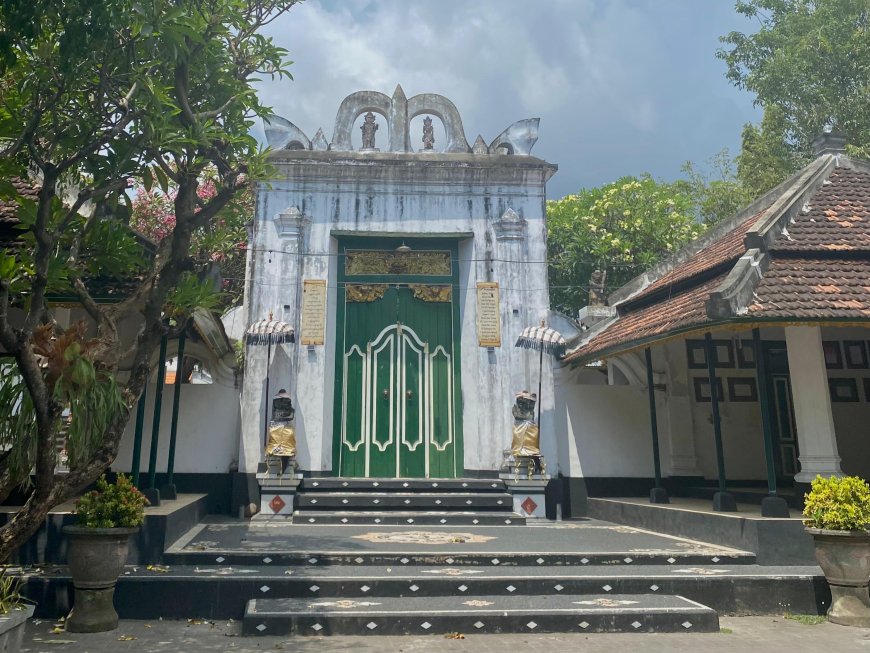 Puri Kanginan Singaraja: The Charm of Ancient Balinese Architecture in the Heart of the City