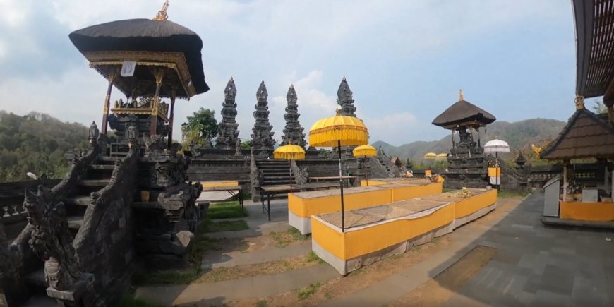 Virtual Exploration of Pura Punduk Dawa