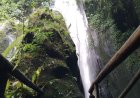 Keindahan Air Terjun Tangkub Dibalik Ngarai Hijau Undisan