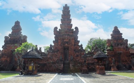 Pura Pedarman Agung  Satria Denpasar: Tiga Mandala Suci Peninggalan Bersejarah  Kyayi Tegeh Kori