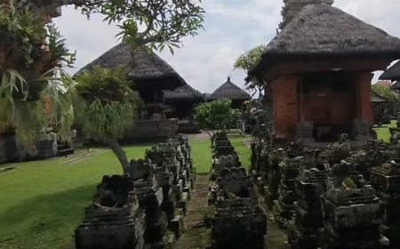 The Charm of Pura Puru Sada: An Ancient Temple Amidst the Beauty of Bali