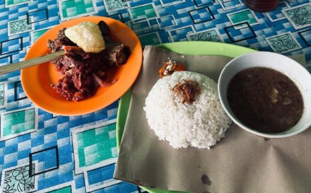 Lawar Plek: Perpaduan Rempah dan Filosofi di Balik Hidangan Bali