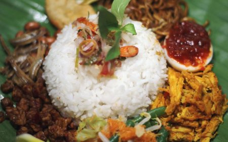 Nasi Jinggo: A Traditional Balinese Dish with Appetizing Flavors