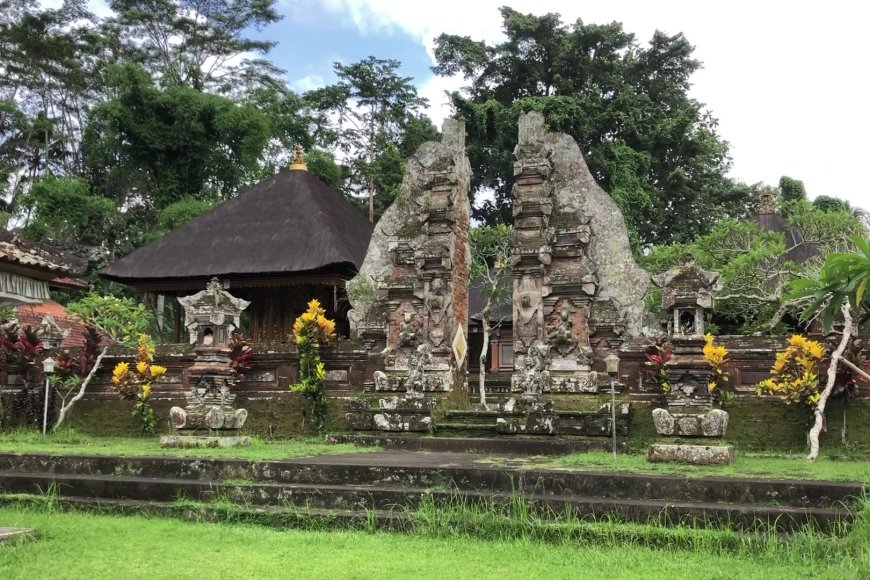 Pura Dalem Pacung: Unveiling the Sacred History and Culture of Bresela ...