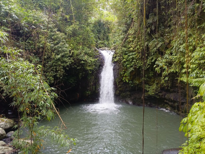 Besikalung Tabanan Waterfall, a Charming Sacred Destination