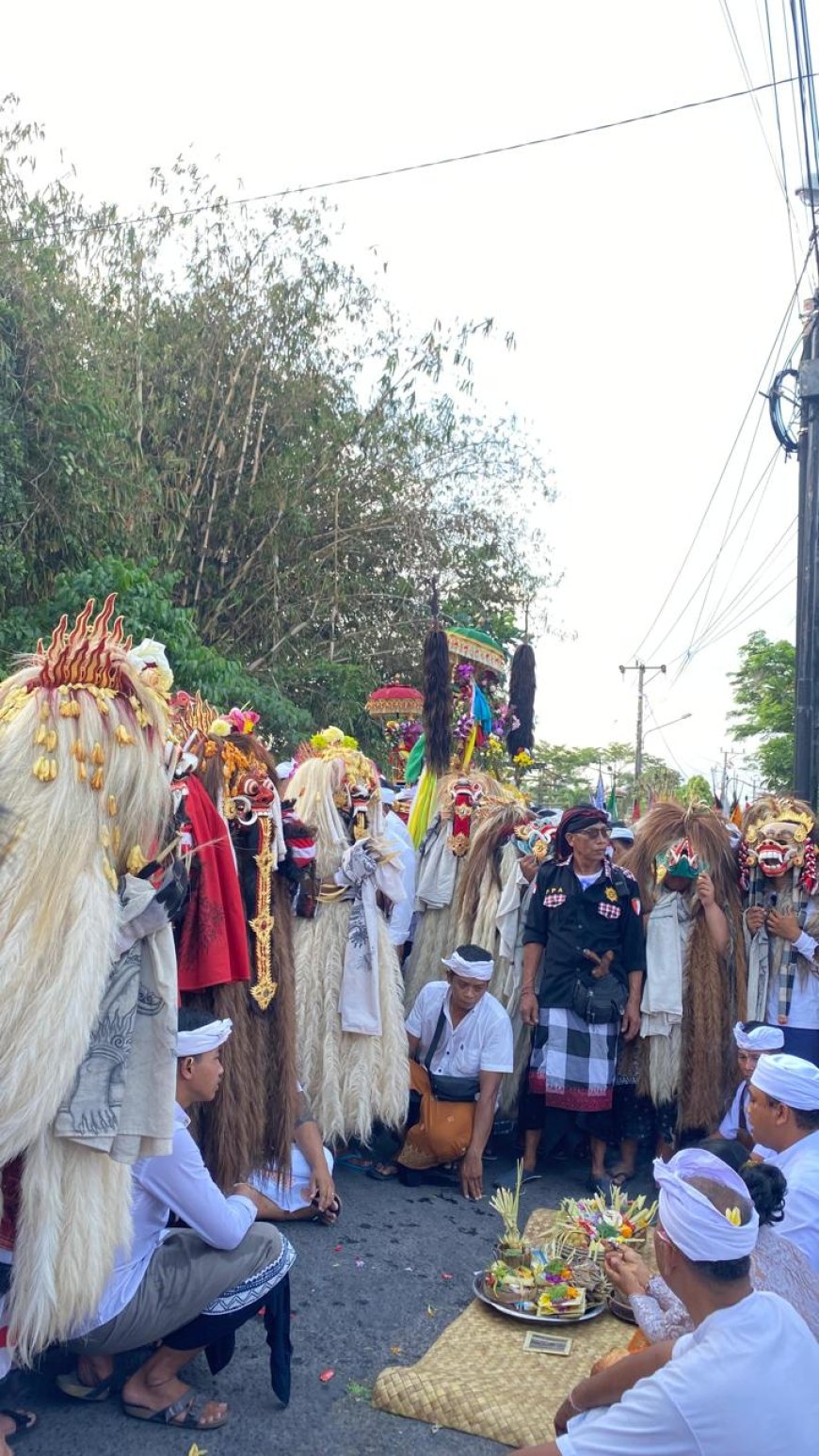 Tradisi Tek Cor : Menguak Sejarah dan Keunikan Tradisi Desa Adat Tegal