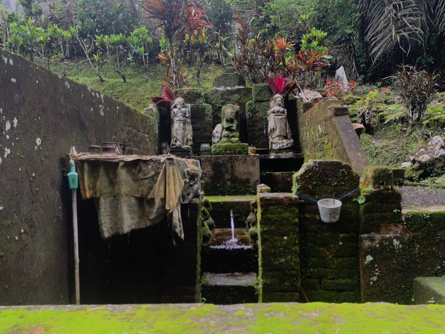 The Charm of Beji Selaka Spring: A Natural Wonder with Spiritual Meaning