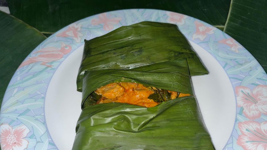 Berengkes: Balinese Pork Pepes with Irresistible Spices