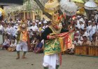 Behind Topeng Wayang Wong: Unveiling the Eternal Heroes at Pura Taman Pule