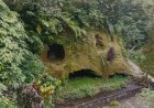 Beji Patirthaan Yeh Gangga: The Sacred Spring of Salvation and Cliffside Sanctum in Tabanan