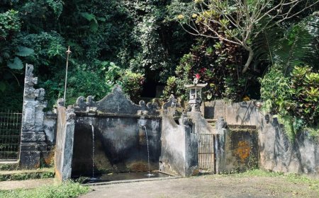 Beji Gedong: Sacred Place Above the Holy Spring in Pejaten Village