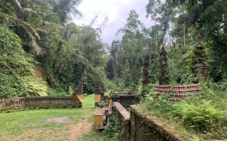 Melukat Overlooking a Valley: A Magical Experience at a Little-Known, Ancient 'Beji Candi'