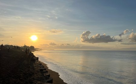 Chasing the Golden Dawn at Siyut Beach