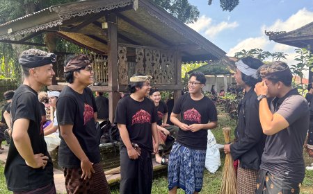 When Laughter Becomes Literature: Exploring Sesenggakan Bali