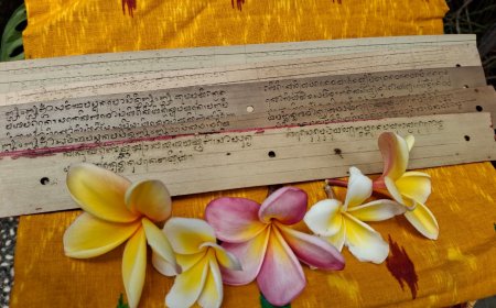 Wréastra Script: Balinese Identity in Written Strokes