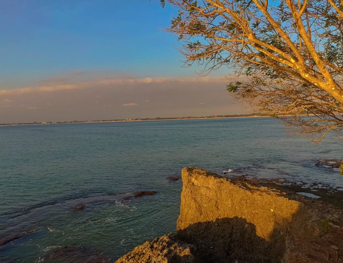 Pantai Sempaning: Keindahan Tepi yang Tersembunyi