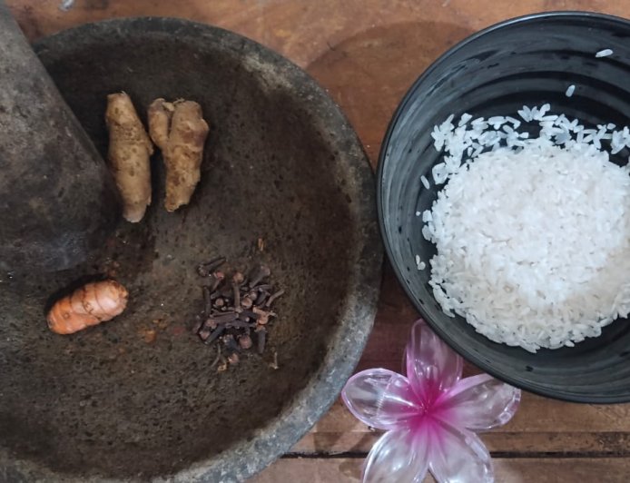 Boreh Bali: Lulur Tradisional sebagai Refleksi Harmoni Alam dan Manusia