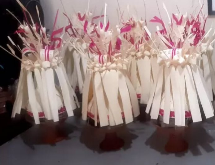 Nasi Angkeb: Warisan Rasa dan Kesucian dalam Upacara Adat Karangasem