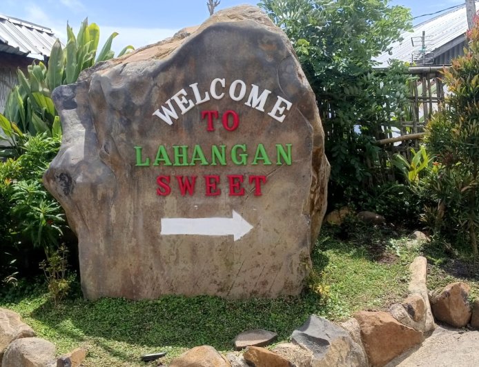 Stepping into the Heights of Lahangan Sweet: Forest Silence, Morning Light, and a Secret Balcony with Mount Agung’s Panorama
