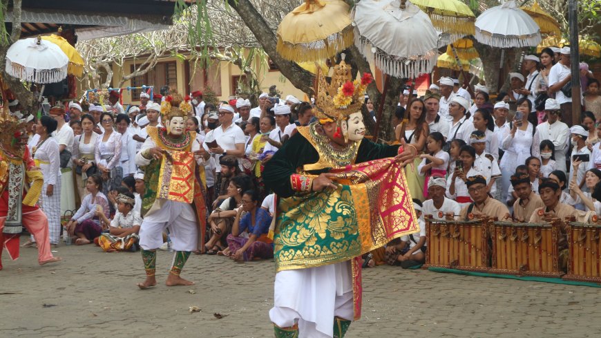 Behind Topeng Wayang Wong: Unveiling the Eternal Heroes at Pura Taman Pule