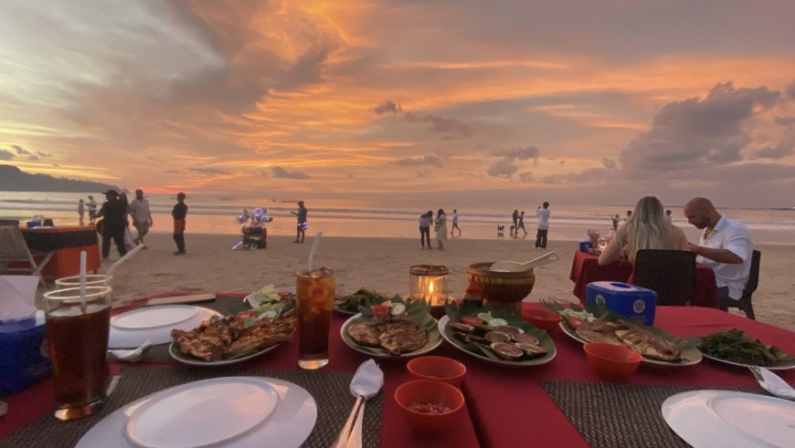 Pantai Muaya Jimbaran: Menyantap Kerang Madu dan Ikan Bakar di Tengah Sunset Keemasan