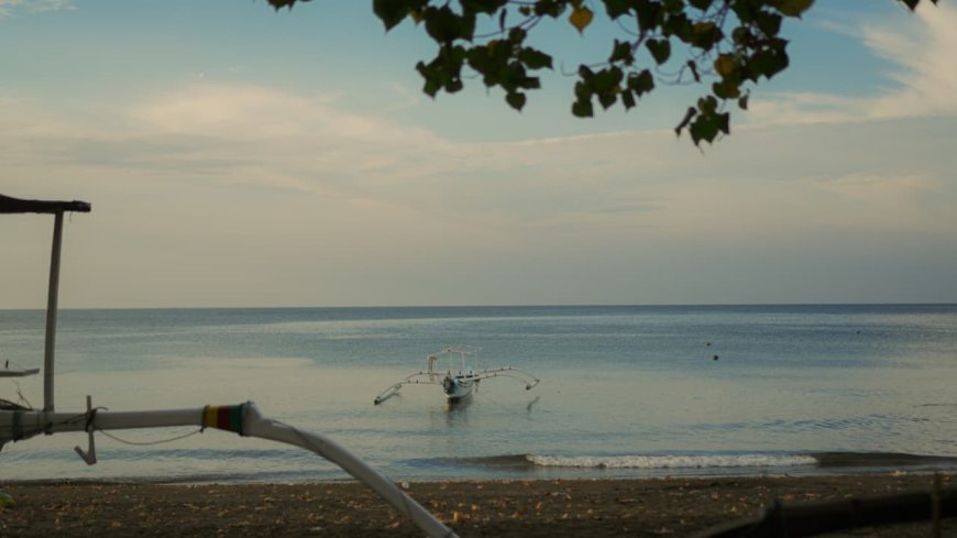 Pantai Umeanyar: Pesona Pasir Hitam dan Suasana Pedesaan di Bali Utara