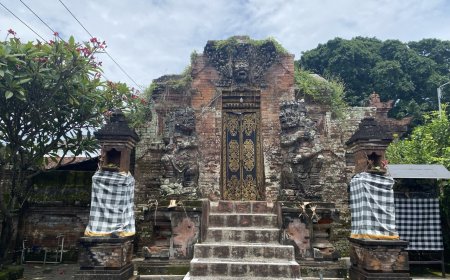 Pura Dalem Mpu Aji di Penatih Dangri: Jejak Sulinggih Waisnawa dari Bangsawan Bali Kuno