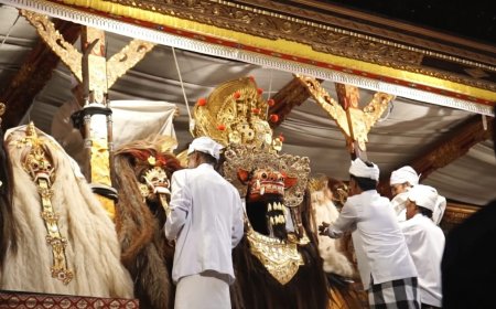 Ngebek: A Night of Magical Veneration, Replenishing the Taksu of Tapakan Sesuhunan at Pura Agung Payangan