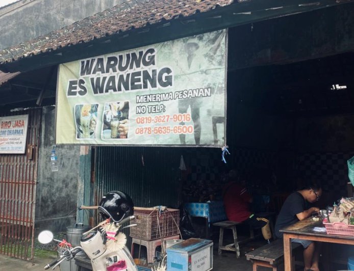 Es Waneng: Minuman Legendaris Tabanan dengan Resep Tradisional Sejak 1938