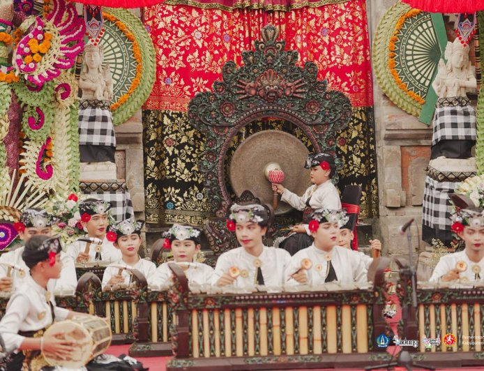 Born on the Brink of a Storm, Enduring for Tradition: The Saga of Sanggar Seni Pranawa Swaram