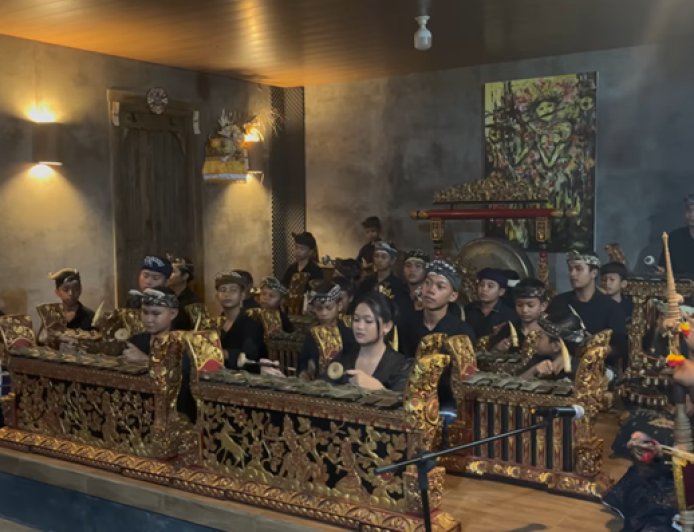 Sanggar Cepaka Kuning: Tradisi Semar Pegulingan dalam Mini Album Mentik