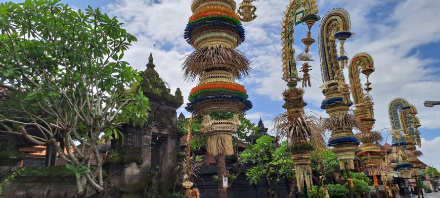 Pesona Sading Yowana Festival 2025: Melihat Wajah Baru Penjor dalam Balutan Kreativitas Generasi Muda