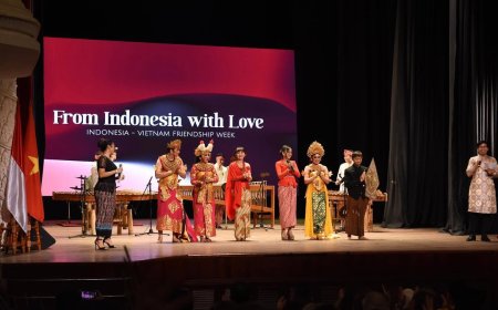 Dari Sanggar Rumahan ke Diplomasi Budaya: Sanggar Seni Guntur Madu dalam Pentas Kedutaan Internasional Vietnam