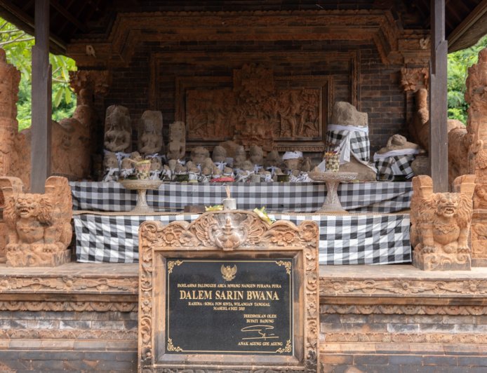 Sacred Traces of Dalem Putih and Sri Karang Buncing at Pura Dalem Sarin Bwana