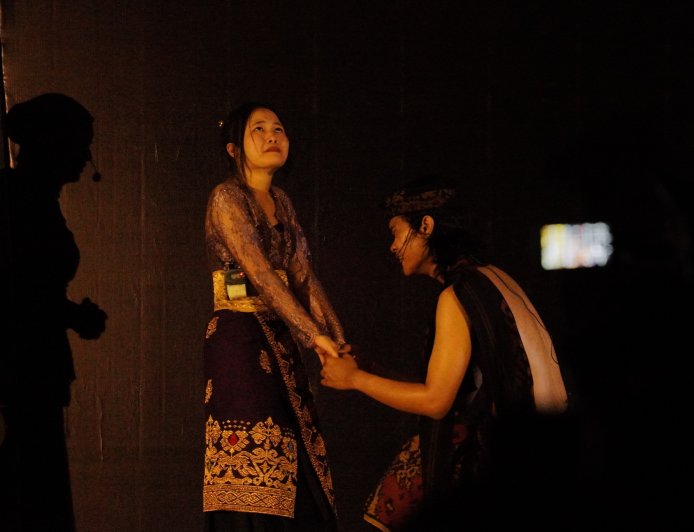 The Love Tragedy of Waciu Land: The Drama of Sampik and Ingtai Shakes the Jiwadwipa Citta Budaya Stage with a Heart-Wrenching Tale