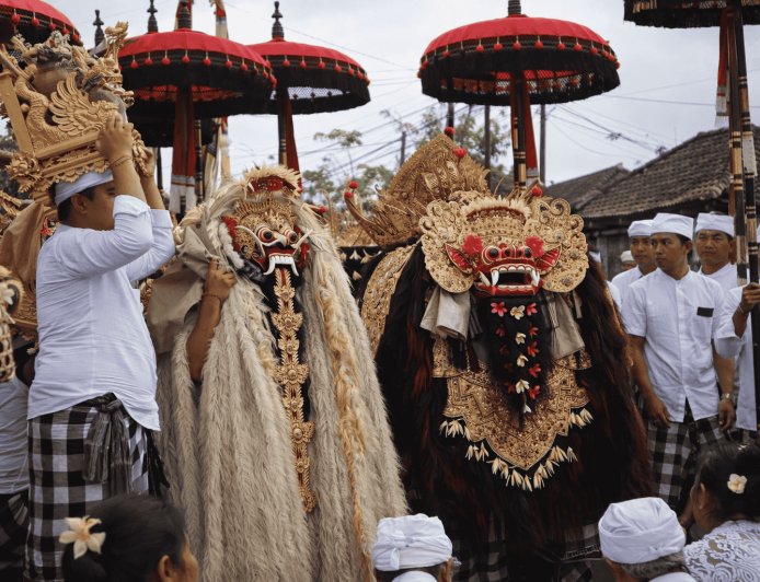 Dangsil, Pendet, Telek: The Sacred Sequence within the Napak Pertiwi Tradition of Kiadan, Plaga Village