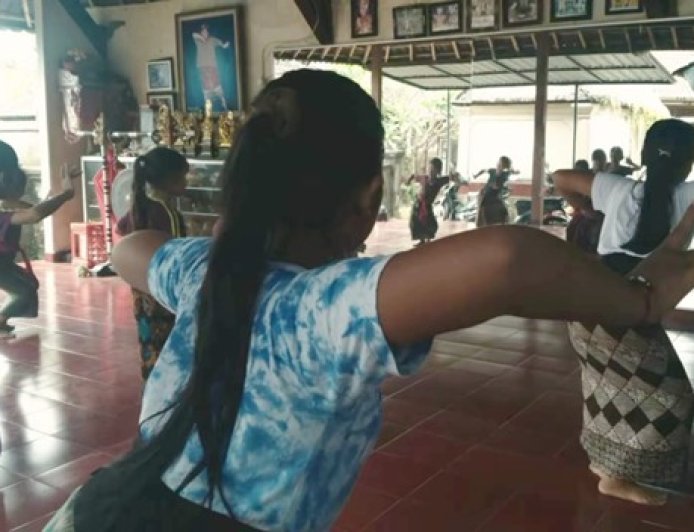 Sanggar Seni Satriya Lelana: Menjaga Warisan Drama Tari Gambuh di Tanga Anak Muda Lewat Pesta Kesenian Bali