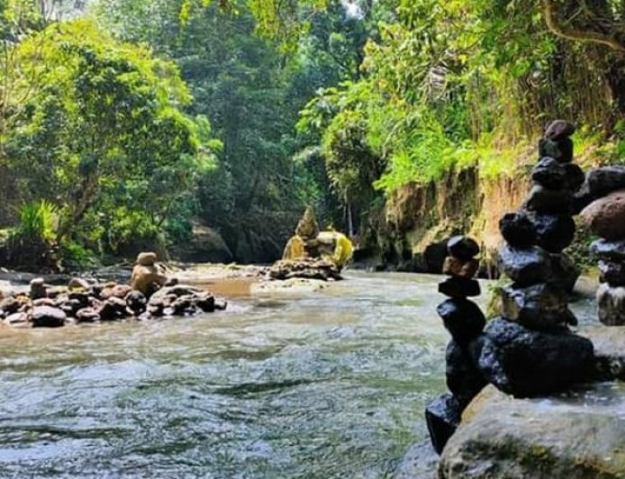 Where the Pakerisan River and the Soka River Meet: Harmony of Nature and Tradition in Campuhan Tampaksiring
