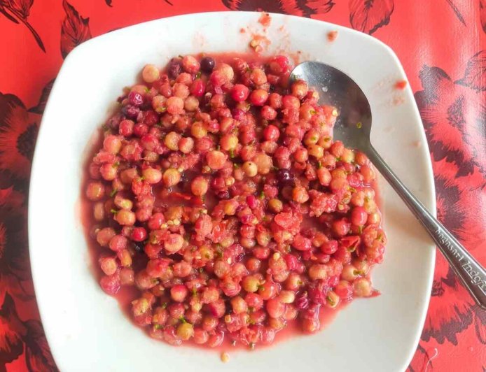 Rujak Boni : Simple Ingredients, Wild Sensations, and an Addictive Taste You Can’t Forget!