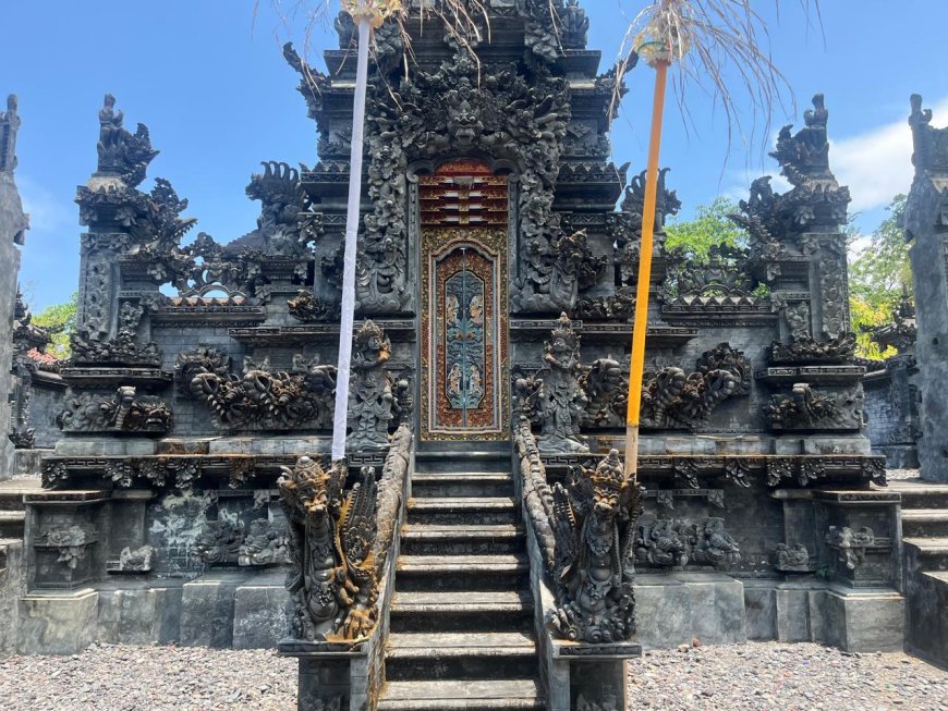 The Sacred Kerug Stone at Pura Pegonjongan: A Sign of Rain and the Prayers of Traders