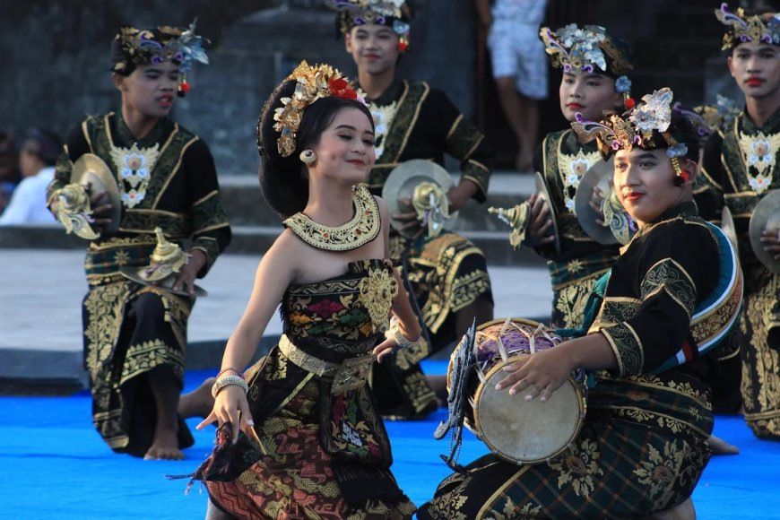 Sanggar DikaSanthi Candra Pastika: Dari Sekaa Tradisi Desa untuk Menjaga Denyut Tradisi di Bali