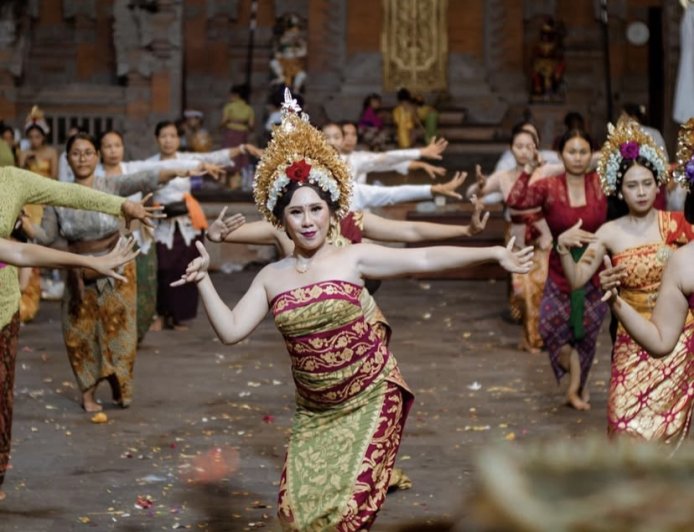 Rejang Sutri: An Apotropaic Dance to Soothe the Wrath of Ida Ratu Gede Mas Mecaling