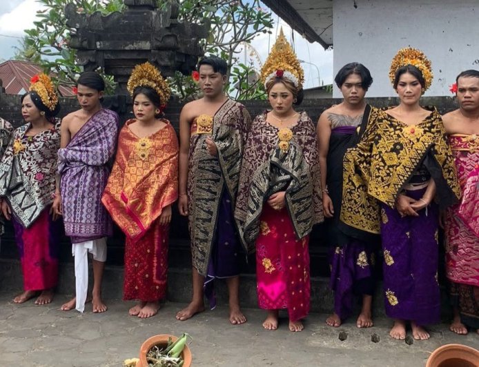 Nganten Massal Desa Pengotan: Tradisi Nginang Sebagai Penanda Sah Pernikahan