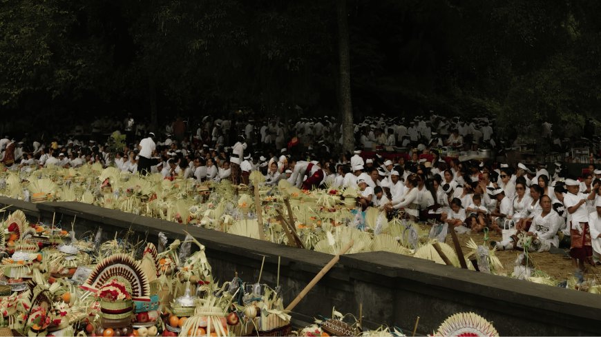 Sabo Tegen: Jejak Sakral Persembahan kepada Siwa dan Parwati di Kedisan Kintamani